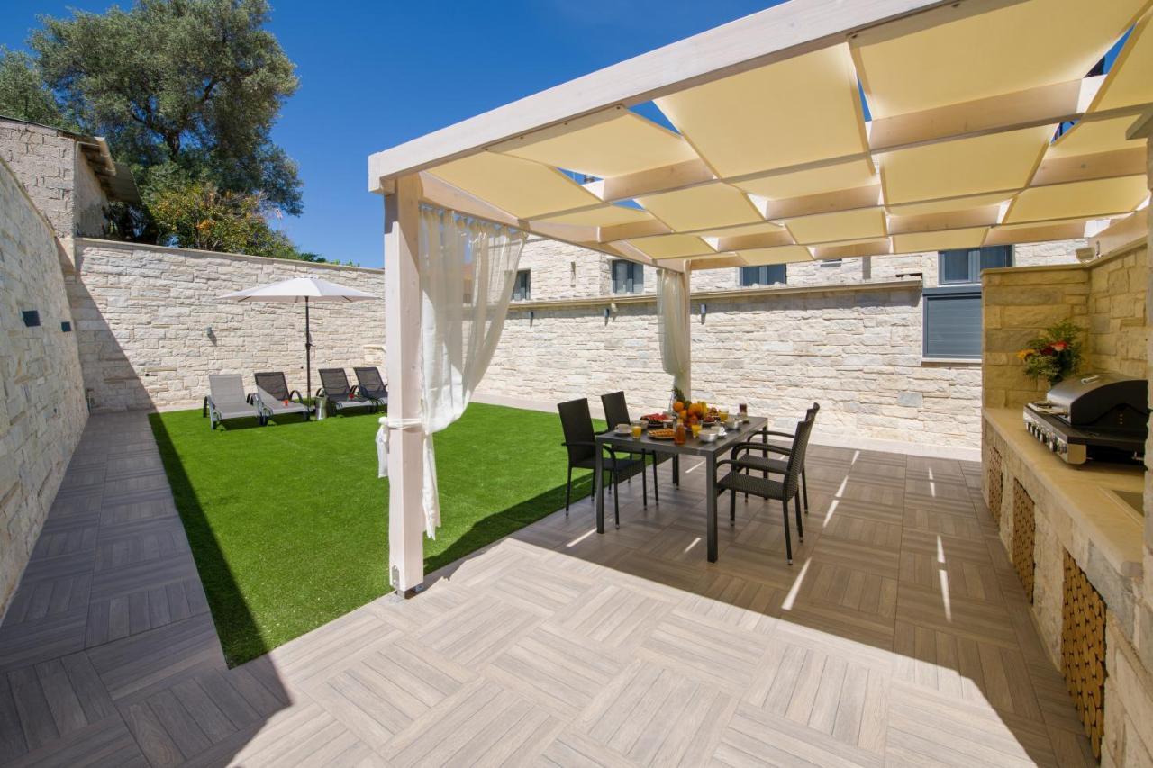 Twin'S Home Luxury Suites Alikianos Exterior foto